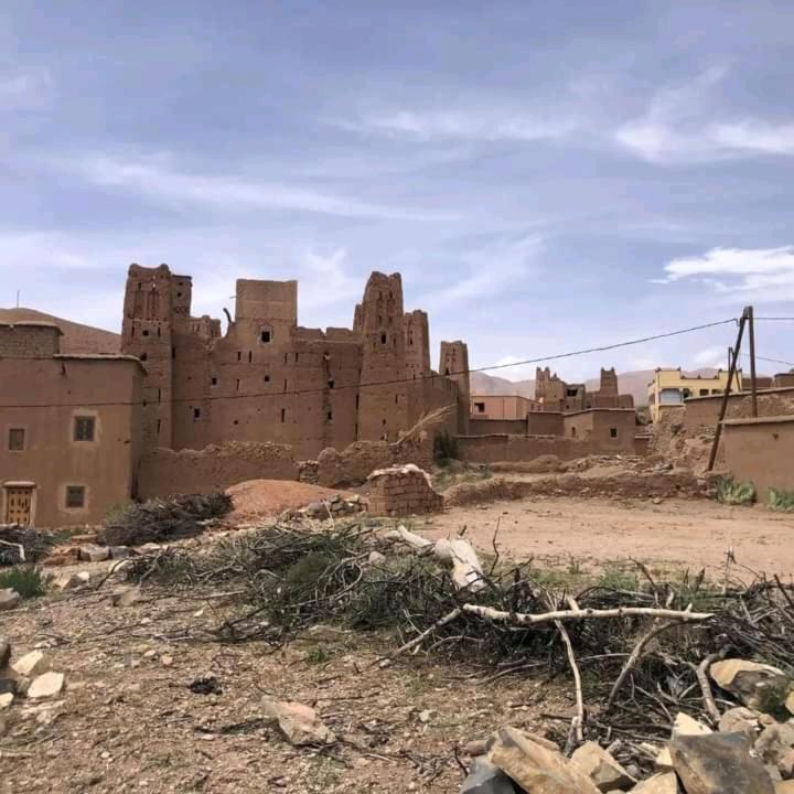 Kasbah Ait Arbi Hotell Ait Ougliff Eksteriør bilde