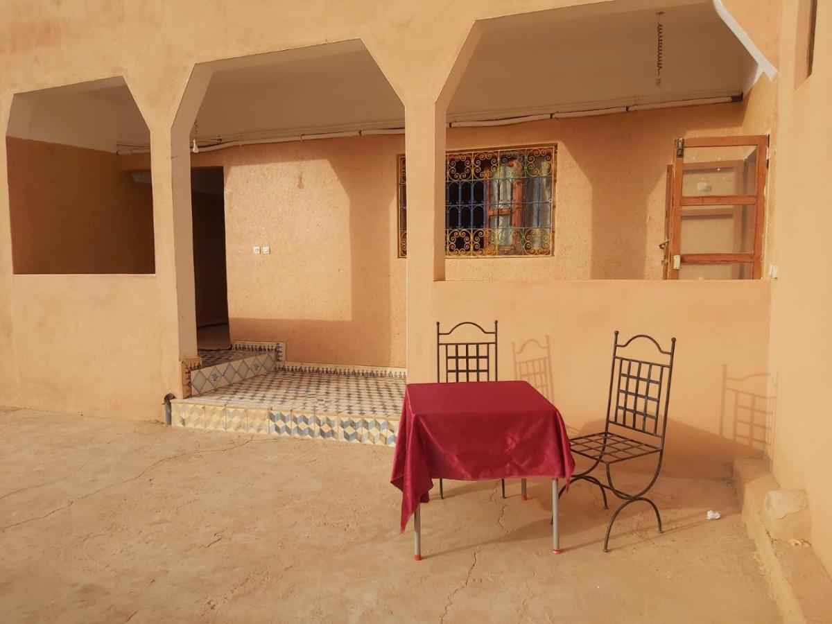Kasbah Ait Arbi Hotell Ait Ougliff Eksteriør bilde